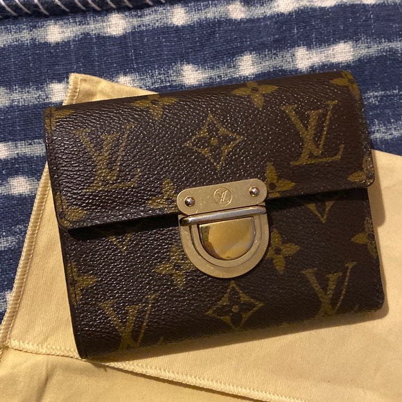 Louis Vuitton Wallet 100% Authentic - Picture 2 of 9